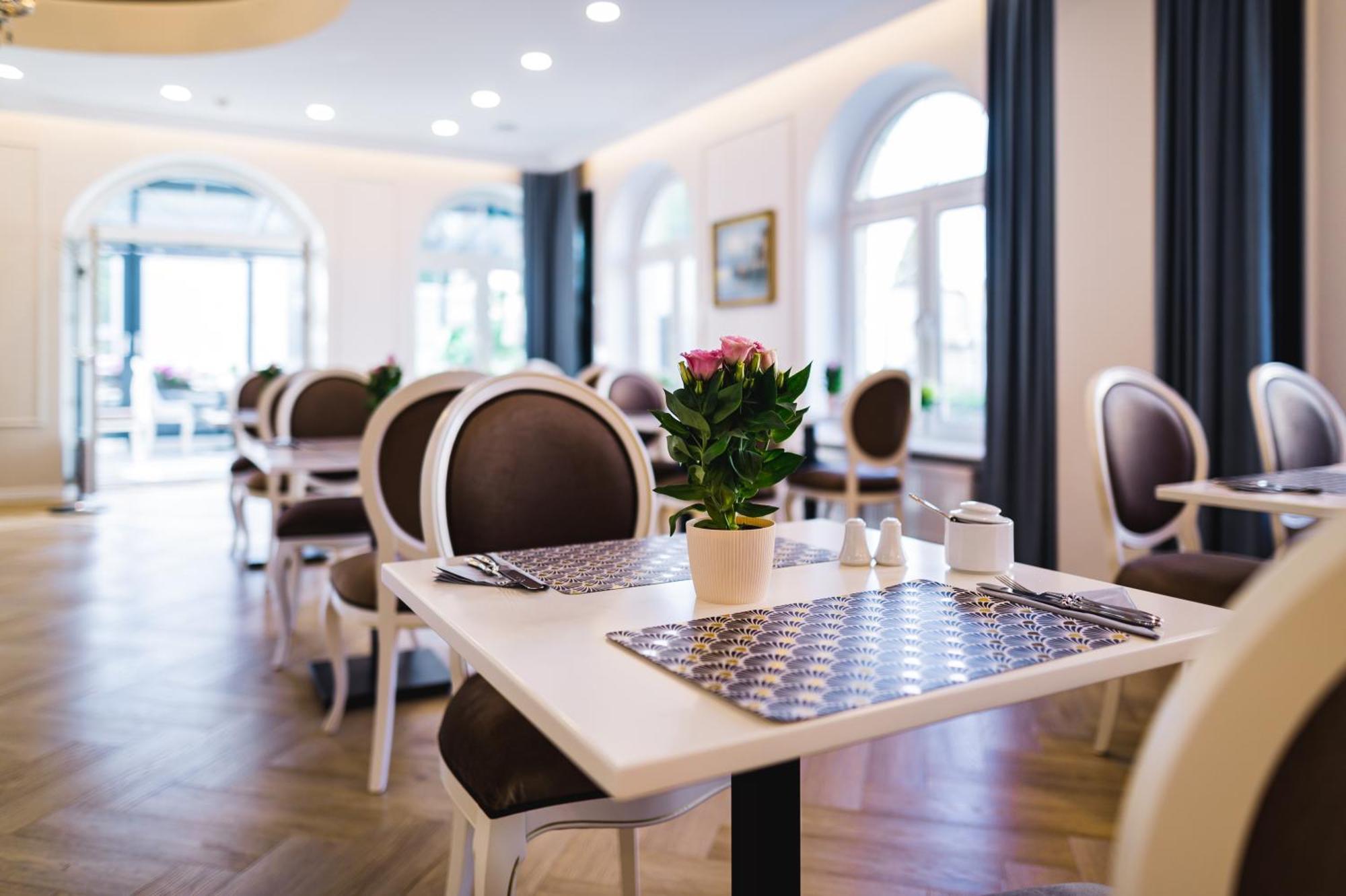 גדנסק Moris Boutique Beach Hotel מראה חיצוני תמונה